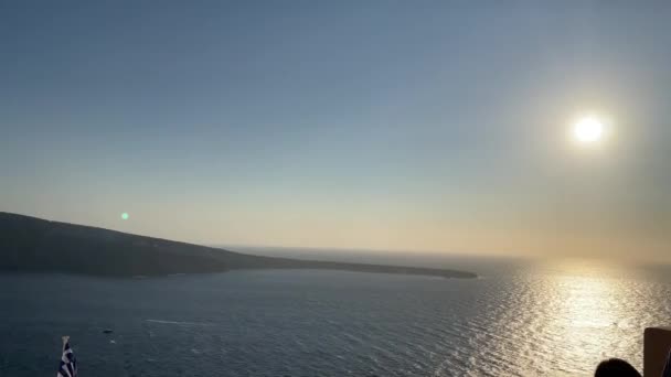 Beautiful Shot Tourists Santorini Summer Watching Sunset Sea Greece — Stock Video