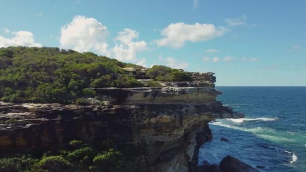 Prachtige Drone Beelden Van Groene Kustkliffen Blauwe Zee Australië — Stockvideo