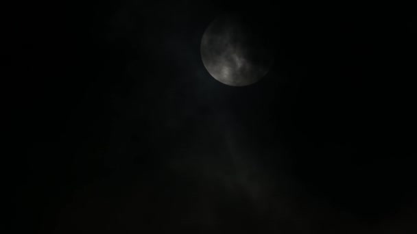 Облака Покрывают Луну Спускается Вниз Небу Луна Движется Вниз — стоковое видео