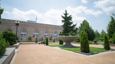 Washington DC 'deki Birleşik Devletler Botanik Bahçesi' nden geçen 4 km 'lik bir zaman aralığı..