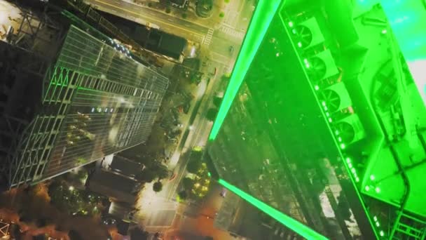 Gece Charlotte Gökdelenlerinin Sokaklarının Yüksek Açılı Insansız Hava Aracı Görüntüsü — Stok video