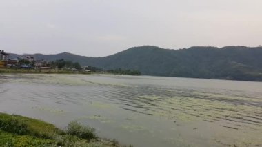 Nepal 'deki en büyük ikinci tatlı su gölü, Phewa Gölü.