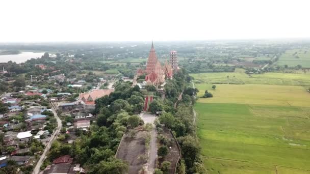 Aerial Footage Wat Tham Khao Noi Chinese Style Buddhist Temple — Stock Video