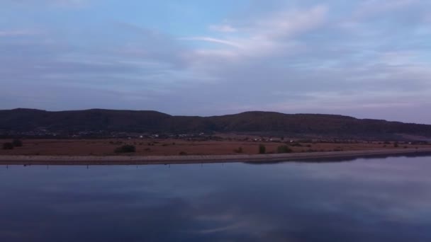 美しい湖の空中風景 — ストック動画