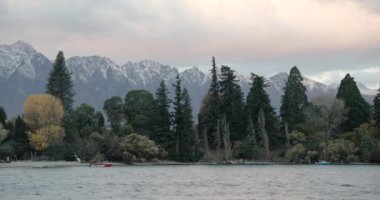 A beautiful shot of the Remarkables mountains in Queenstown, New Zealand in the autumn