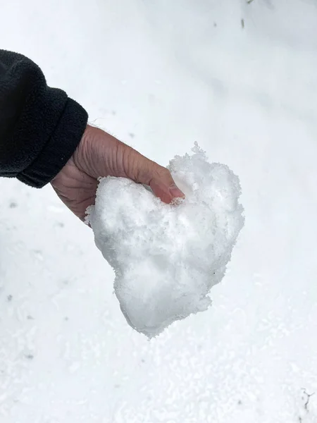 Vertical Closeup Handful Snow — Zdjęcie stockowe