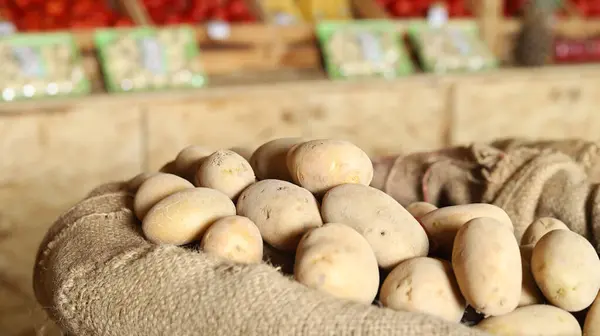 Bag Potatoes Market Sale —  Fotos de Stock