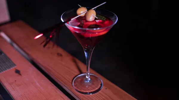 Red Martini Two Olives Mixed — ストック写真