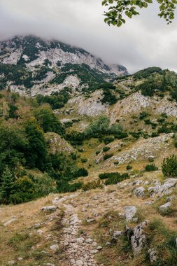 Karadağ 'ın güzel dağları