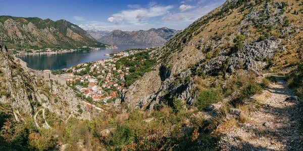 Belo Tiro Casas Montenegro Com Telhados Vermelhos — Fotografia de Stock