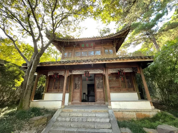 Tiro Ângulo Baixo Templo Velho Madeiras China — Fotografia de Stock