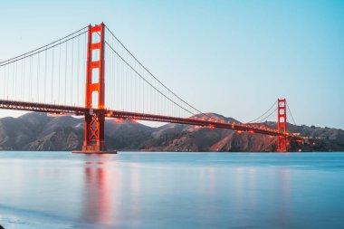 Kaliforniya, San Francisco 'daki Golden Gate Köprüsü' nün güzel bir manzarası.