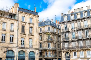 Bordeux Fransa 'da, tipik tarihi yapılar