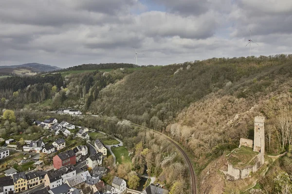 Ein Schöner Blick Auf Das Dorf Monreal Der Eifel Bei — Stockfoto