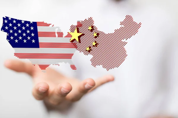 Rozmazaný Muž Držící Usa Čínského Obchodního Partnera Mapuje Koncepci Společné — Stock fotografie