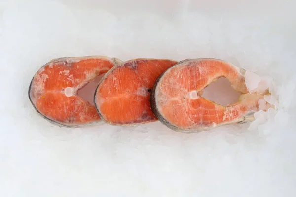 Top View Fresh Raw Salmon Fish Steaks Ice Making Delicious — Stock Photo, Image