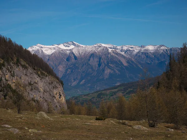 Bella Foto Delle Montagne Innevate Delle Alpi Francesi Parc Des — Foto Stock
