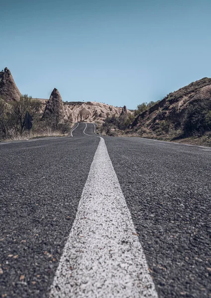 Vertical Shot Road Goreme National Park Cappadocia Turkey — Stock Photo, Image