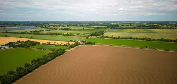 Ett Vidsträckt Jordbruksfält Och Landskap Landsbygden — Stockfoto