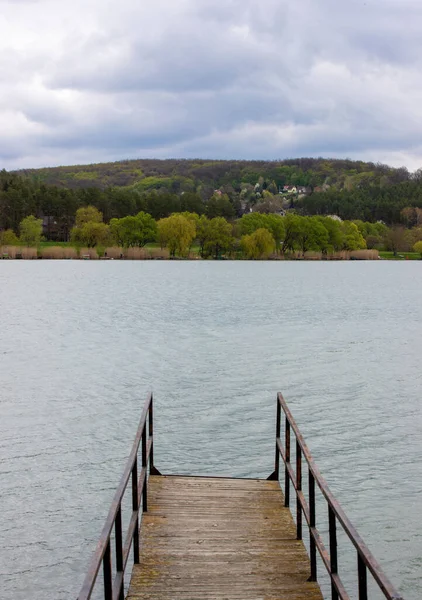 Landscape Pontoon Shore Lake Old Clouds —  Fotos de Stock