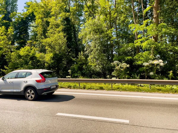 Auton Ikkuna Näkymä Maaseudulle Belgiassa — kuvapankkivalokuva