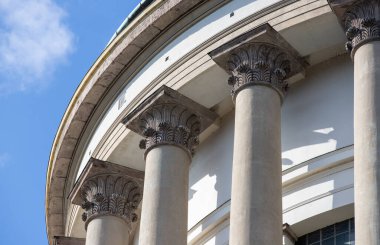 Esztergom 'daki Kutsal Bakire Meryem' in ve Aziz Adalbert 'in Katedrali' nin mimari detayları - Macaristan