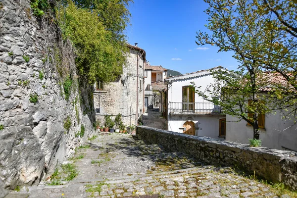 Narrow Street Old Houses Stairs Trees Morcone Town Province Benevento — Stock Photo, Image