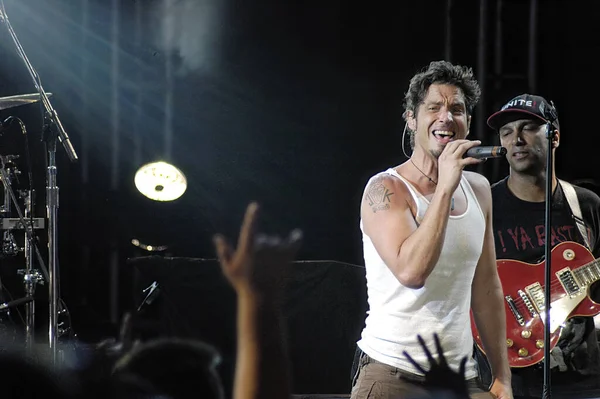 Beautiful Shot Late Chris Cornell Performing Live His Band Audioslave — Foto de Stock