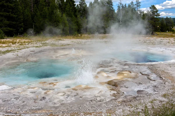 Colorful Geysers Yellowstone National Park Wyoming Usa — Photo