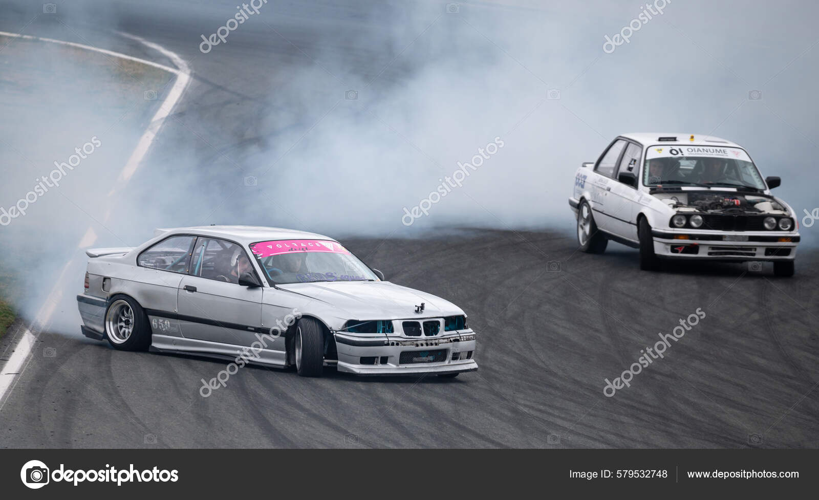 Боевой Дрейф Bmw E36 Трассе Наварра – Стоковое Редакционное Фото.