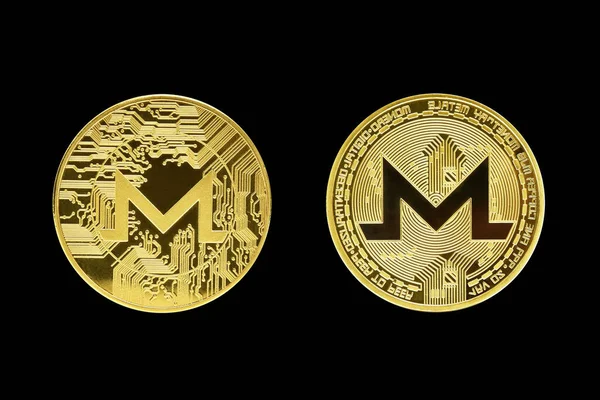 Siyah arka planda izole edilmiş kripto para birimlerinin yakın plan görüntüsü.