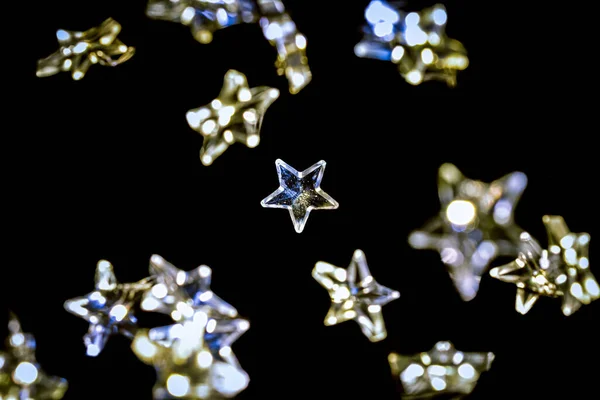 暗い背景に輝く星のクローズアップ — ストック写真