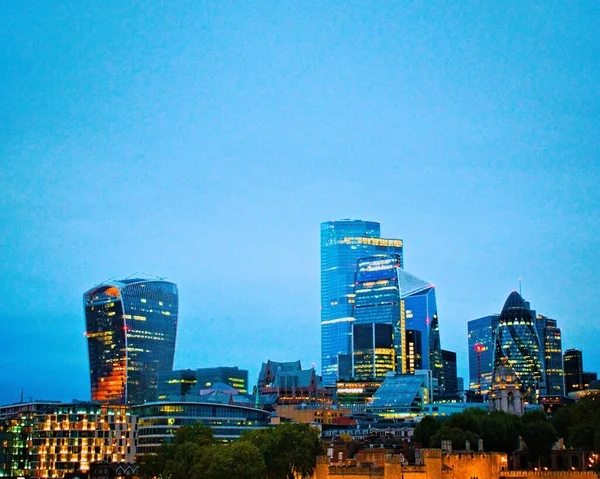 伦敦主要金融区伦敦金融城的天际线 — 图库照片