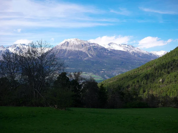 Piękne Zdjęcie Pokrytych Śniegiem Gór Alp Francuskich Parc Des Ecrin — Zdjęcie stockowe