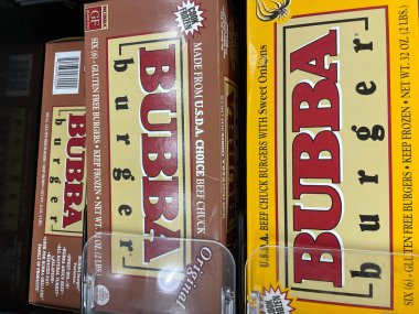 Grovetown, Ga USA - 03 20 22: Perakende mağazası Bubba Burgers çeşidi