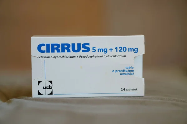Closeup Cirrus Brand Medicine Pills Full Nose Box — Foto Stock