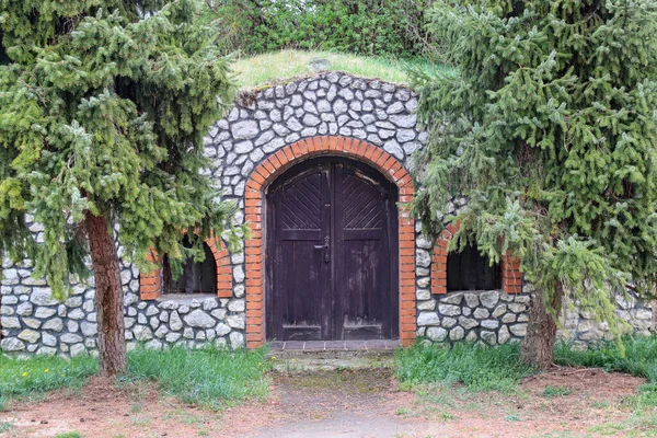 Wooden Entrance Wine Cellar Built Stones Nosislav Czech Republic — Stock Photo, Image