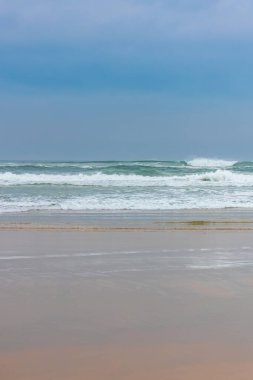 Landes 'te Biscarosse, kışın güzel plaj.