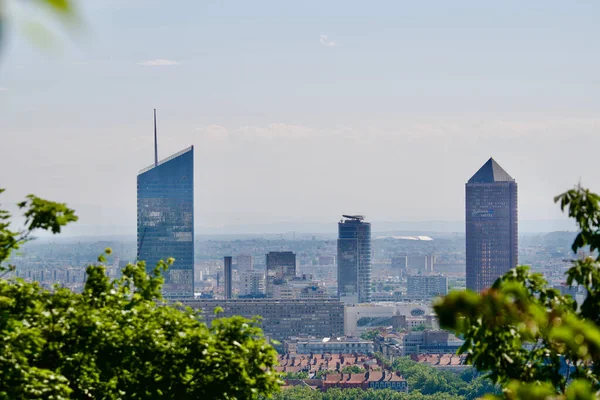 Lyon Cbd Visto Través Las Ramas Los Árboles Lyon Ciudad — Foto de Stock