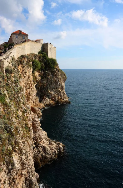 Vertical Shot Defense Walls Old Town Dubrovnik Well Preserved Medieval — Stock Photo, Image