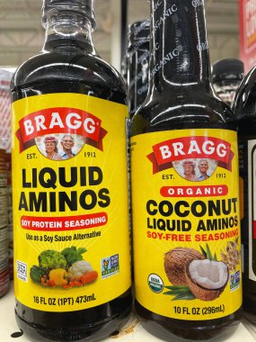 Grovetown, Ga USA - 03: 15 - 22: Perakende mağazası Bragg likit aminolar