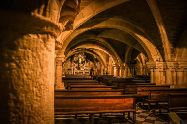 İspanya, Santander 'deki Gotik Kilisenin güzel bir manzarası.