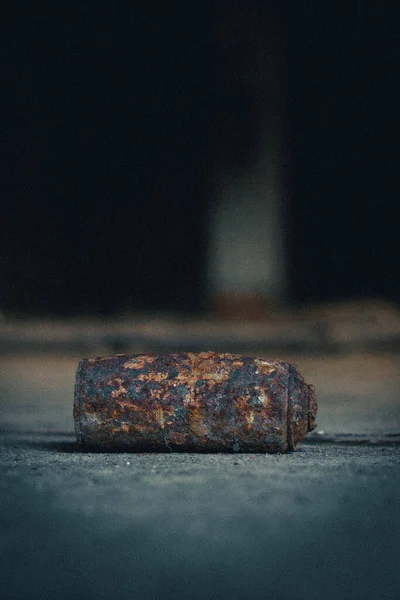 Rusted Spray Can Blurred Background Lost Place Lying Ground — Fotografia de Stock