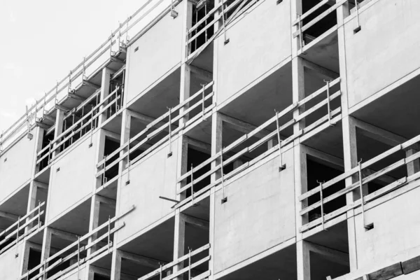Unfinished Glass Concrete Facade Construction Scaffold Office Building Construction Site — Stock Photo, Image