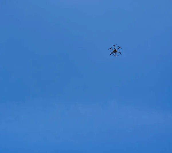 Low Angle Shot Drone Surveilling Blue Sky — Stock Photo, Image