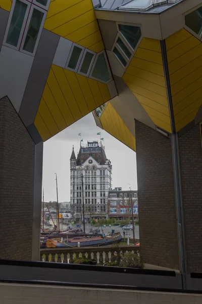 Vertical Shot Exterior Kubuswoningen Center Rotterdam Netherlands — Zdjęcie stockowe