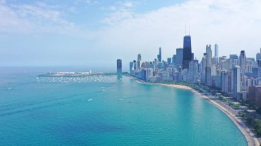 Chicago 'nun gökyüzü ve Michigan Gölü' nün havadan görüntüsü.