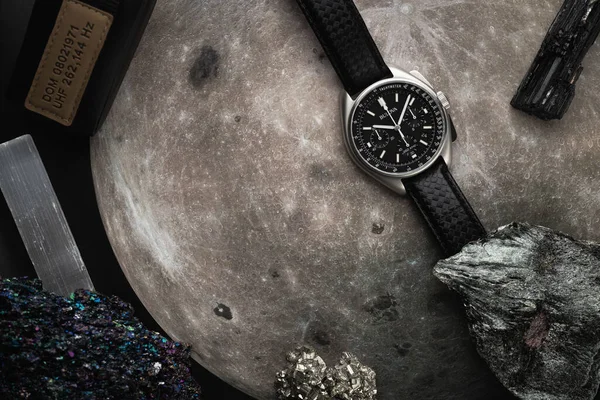Top View Bulova Moon Watch Moon Surface Texture Surrounded Stones — Fotografia de Stock