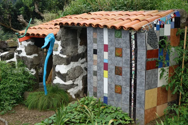 Renkli Fayanslarla Süslü Bahçe Kulübesi Fajazinha Flores Azores Portekiz — Stok fotoğraf