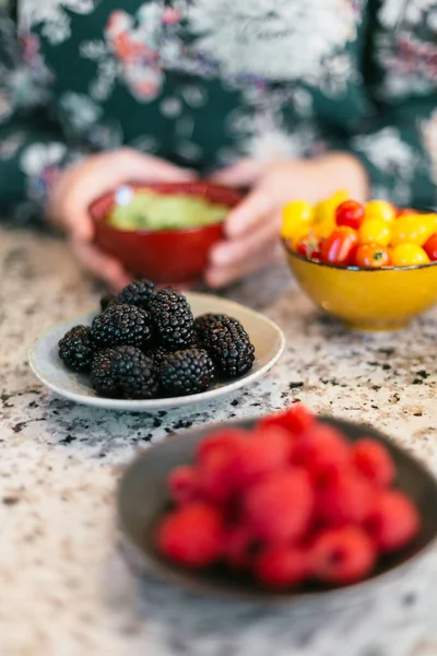 Closeup Fresh Tasty Berries Table — Zdjęcie stockowe
